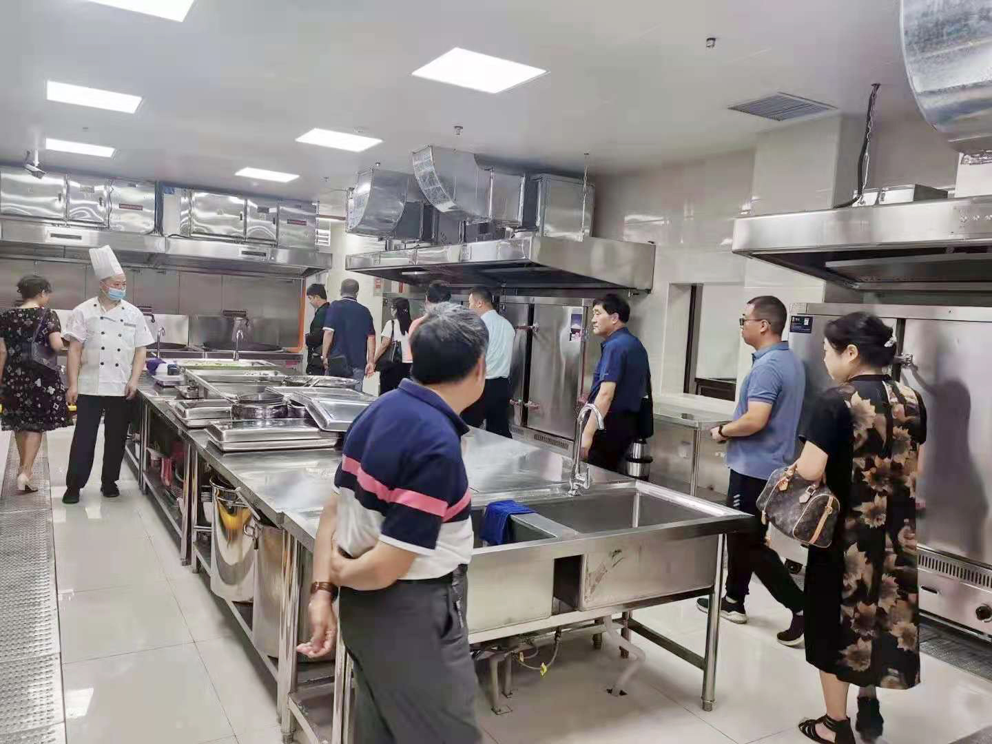 学校食堂麻豆视频免费下载工程