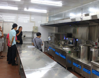 四川厨具厂为你介绍幼儿园麻豆视频免费下载用品