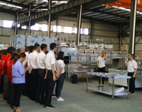 麻豆视频在线播放麻豆视频免费下载设备公司10月全体员工会顺利召开，公司将迎来新发展